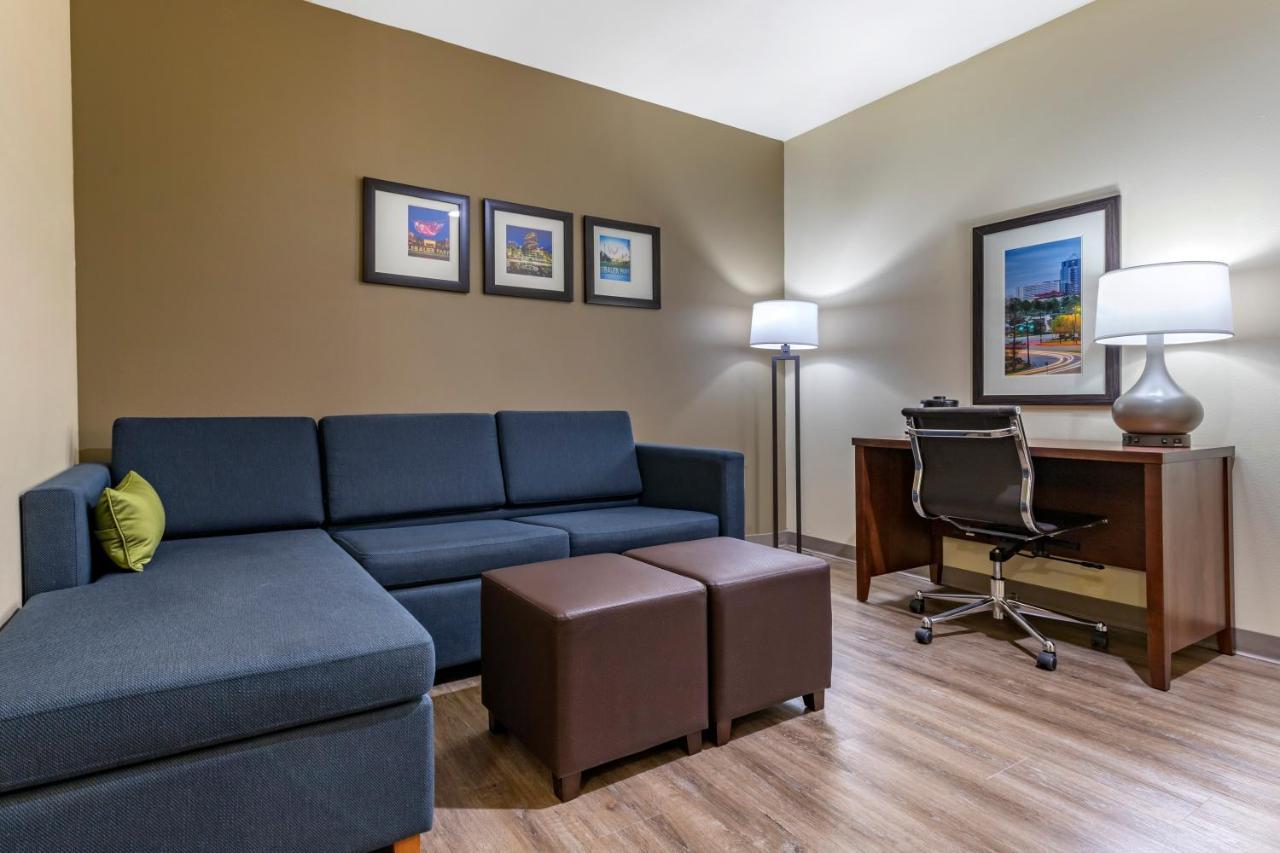 Comfort Inn & Suites High Point - Archdale Номер фото