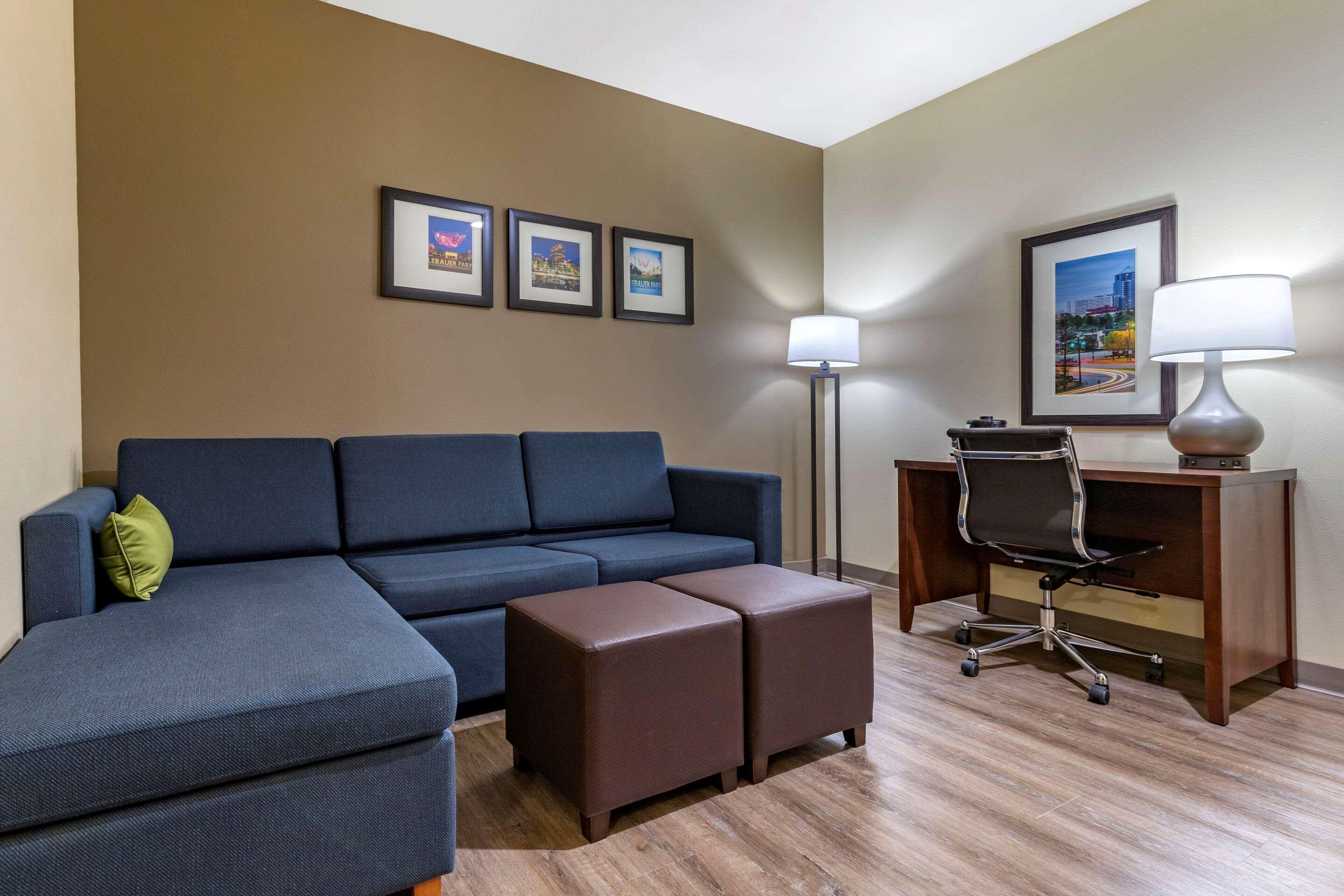 Comfort Inn & Suites High Point - Archdale Екстер'єр фото