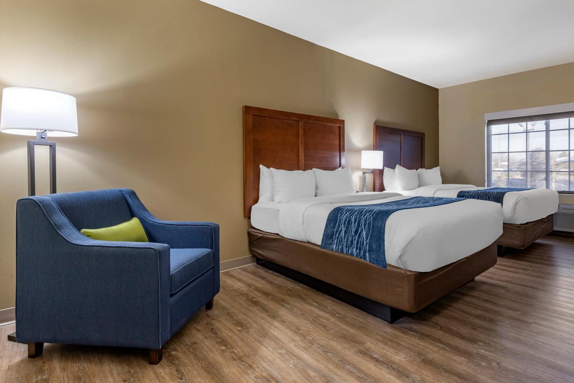 Comfort Inn & Suites High Point - Archdale Номер фото