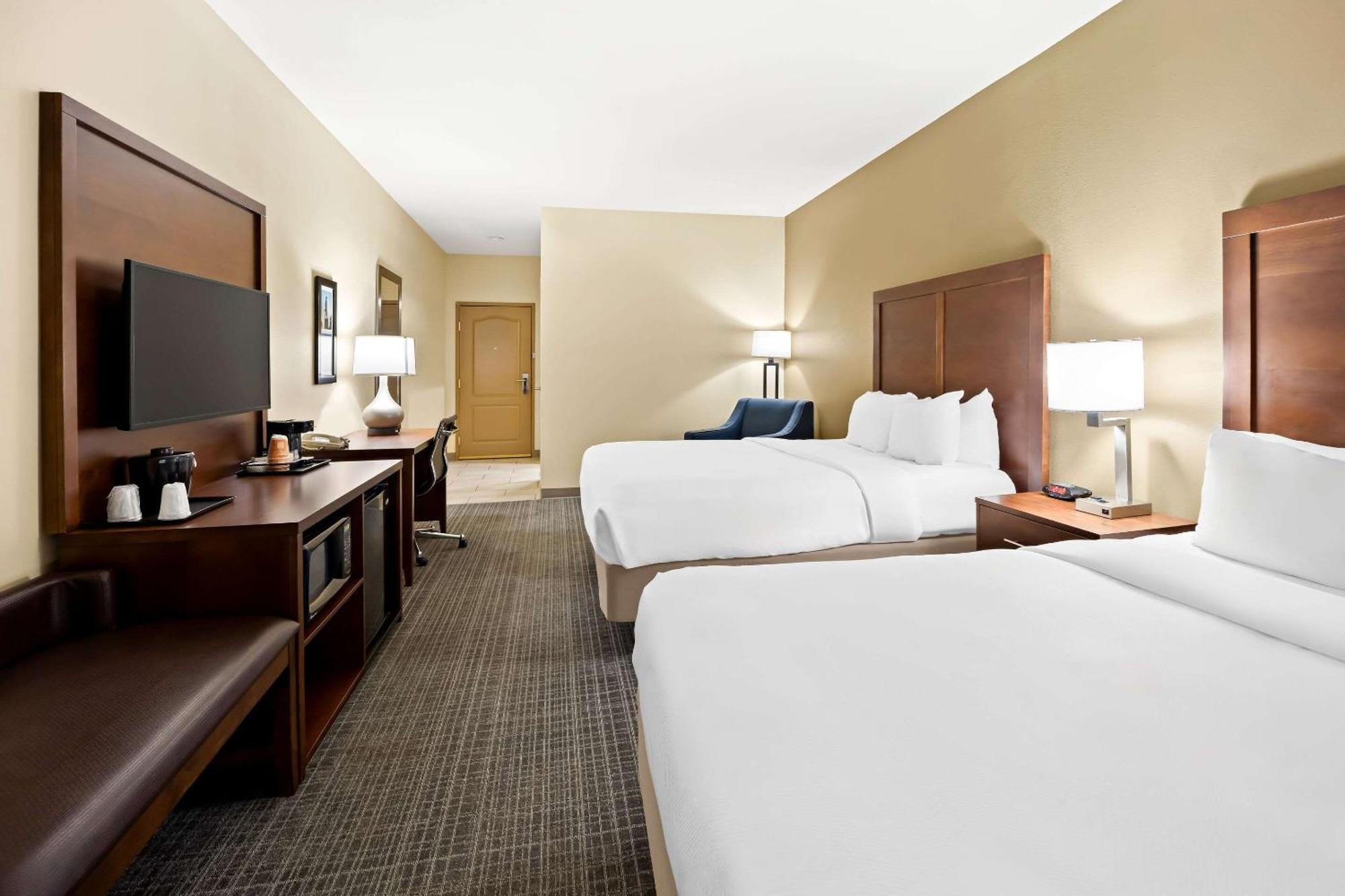 Comfort Inn & Suites High Point - Archdale Екстер'єр фото
