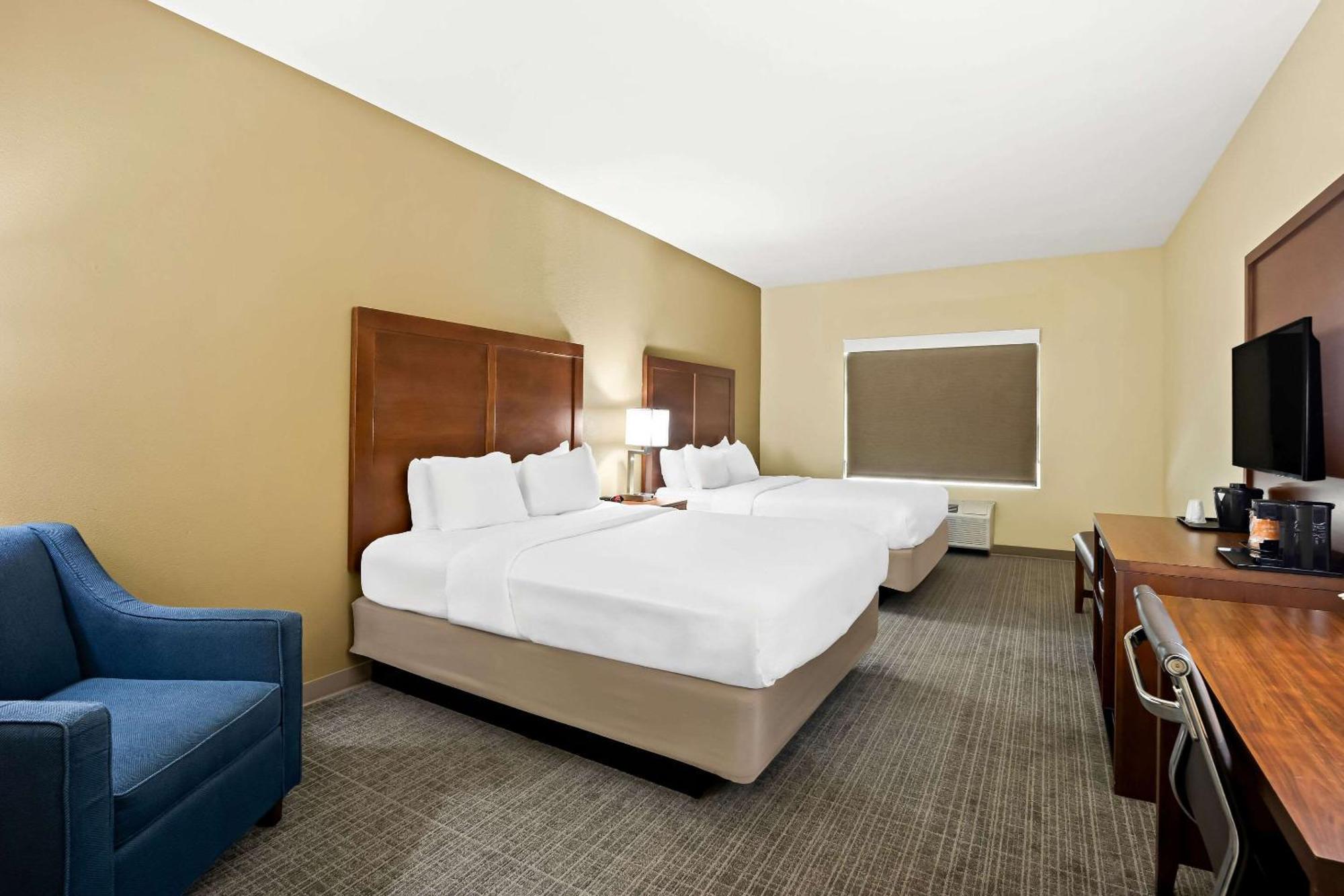Comfort Inn & Suites High Point - Archdale Екстер'єр фото
