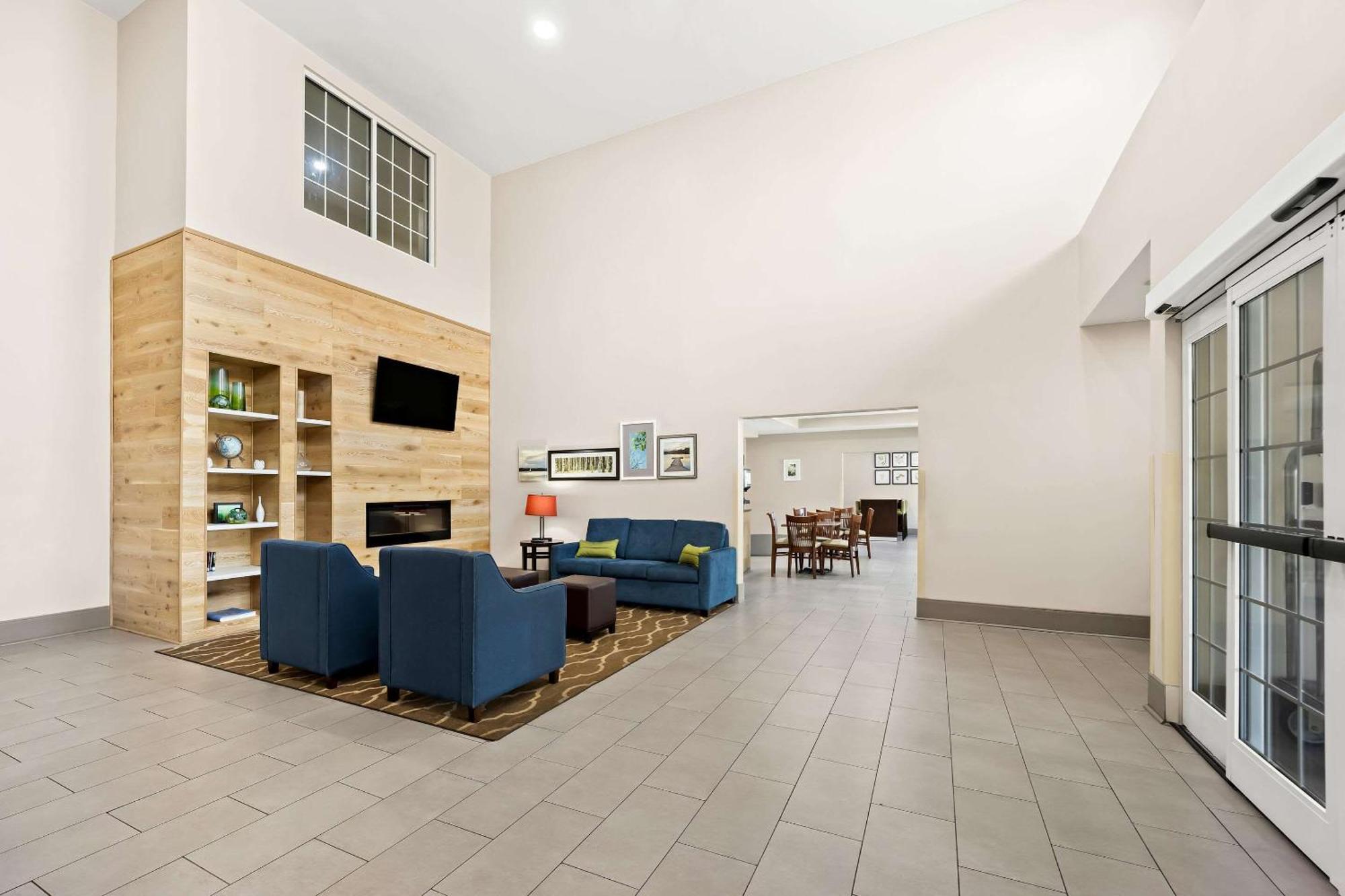 Comfort Inn & Suites High Point - Archdale Екстер'єр фото