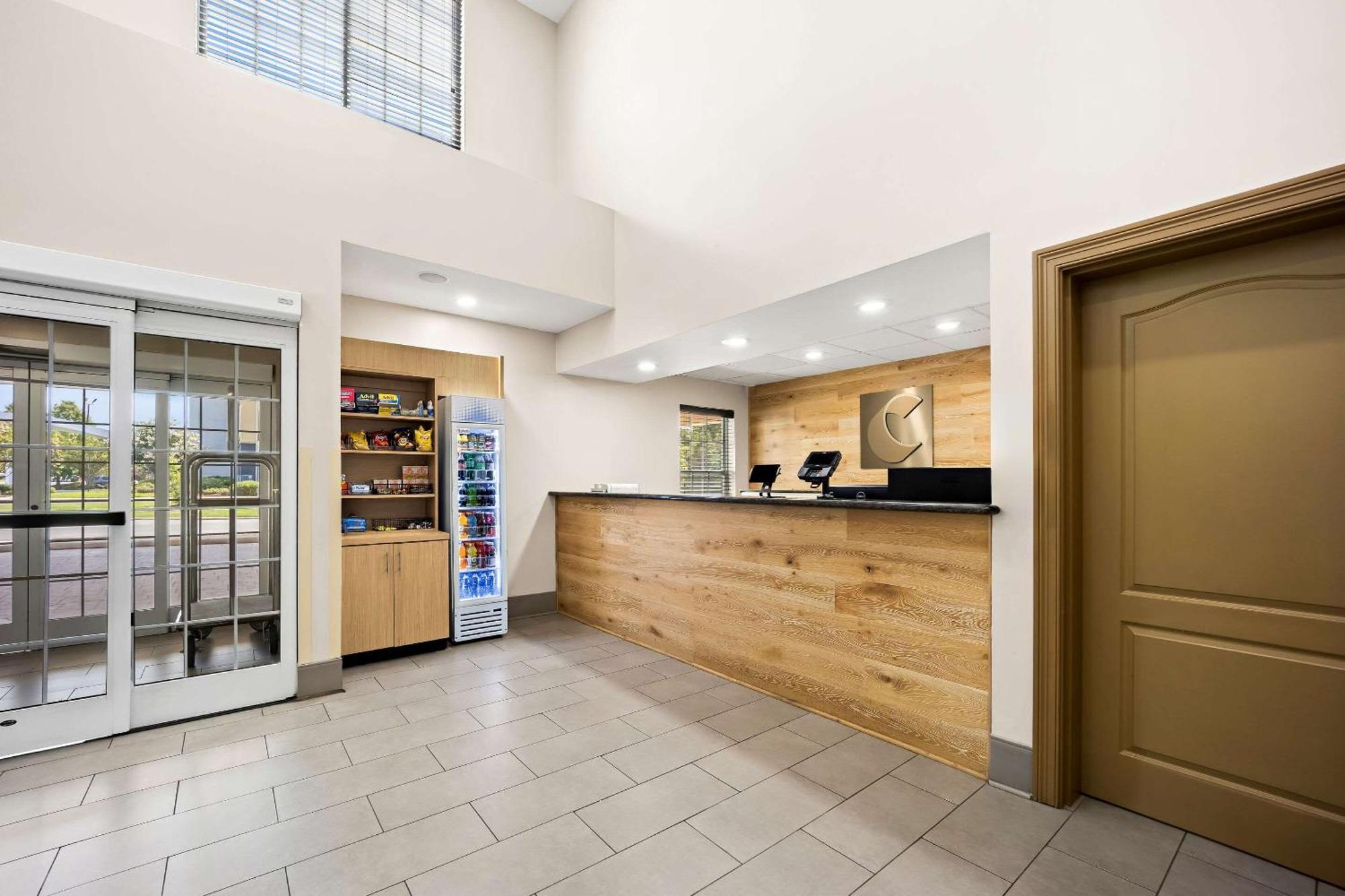 Comfort Inn & Suites High Point - Archdale Екстер'єр фото